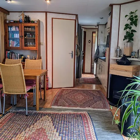 Bos-chalet Σαλέ *